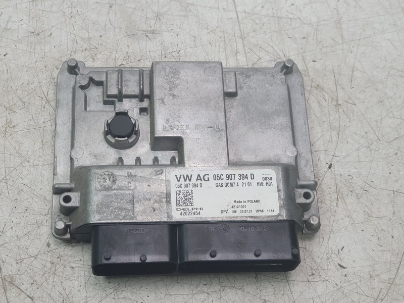 Recambio de centralita motor uce para volkswagen t-roc (a11, d11) 1.0 tsi referencia OEM IAM 05C906032Q 42022454 