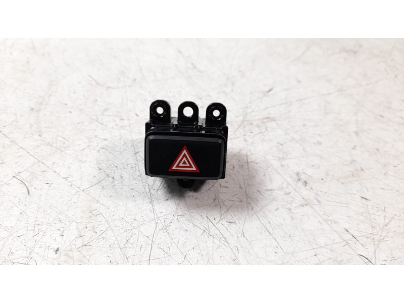 Recambio de warning para hyundai kona 1.0 tgdi cat referencia OEM IAM 93790J9AA0  