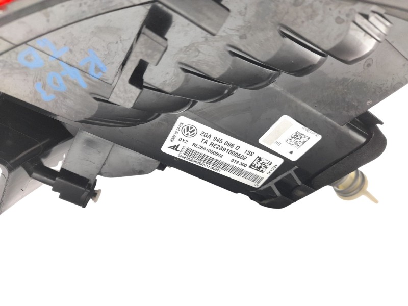 Recambio de piloto trasero derecho para volkswagen t-roc (a11, d11) 1.0 tsi referencia OEM IAM 2GA945096D  103F23810772