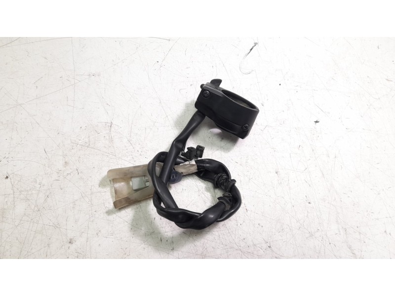 Recambio de piña luces derecha para honda cb 650r cb 650r referencia OEM IAM 35130MKND11  