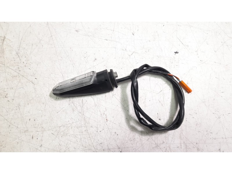 Recambio de piloto trasero izquierdo para honda cb 650r cb 650r referencia OEM IAM 33600MKND51  