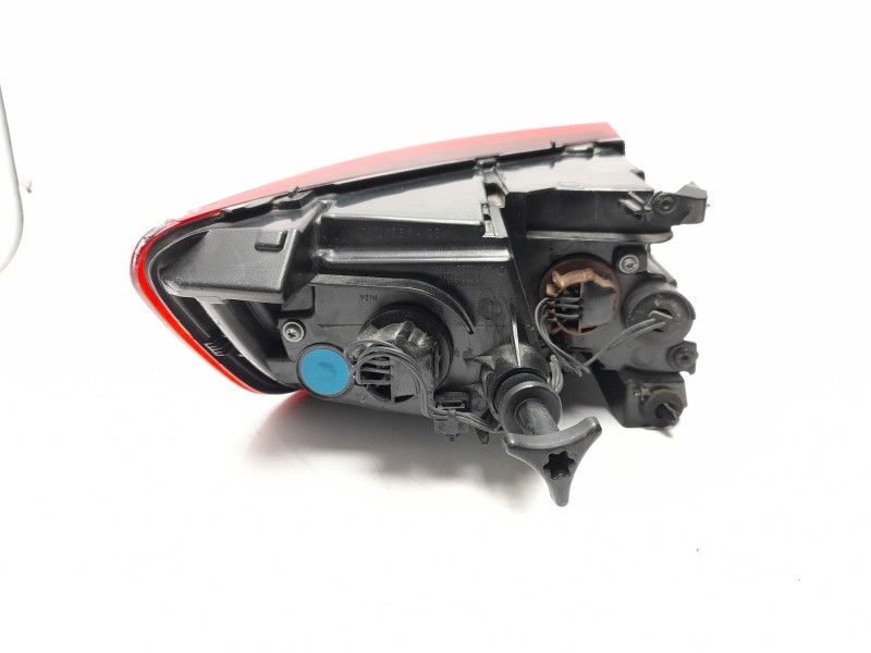 Recambio de piloto trasero derecho para renault megane iv hatchback (b9a/m/n_) 1.5 blue dci 115 (b9a6) referencia OEM IAM 265509