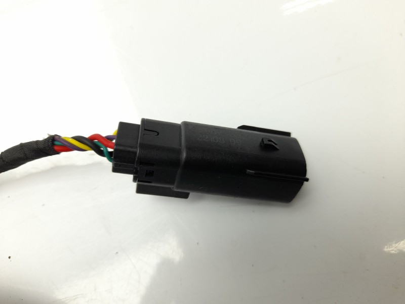 Recambio de piloto trasero derecho para ford kuga iii (dfk) 2.5 duratec plug-in-hybrid referencia OEM IAM LV4B13404BF  