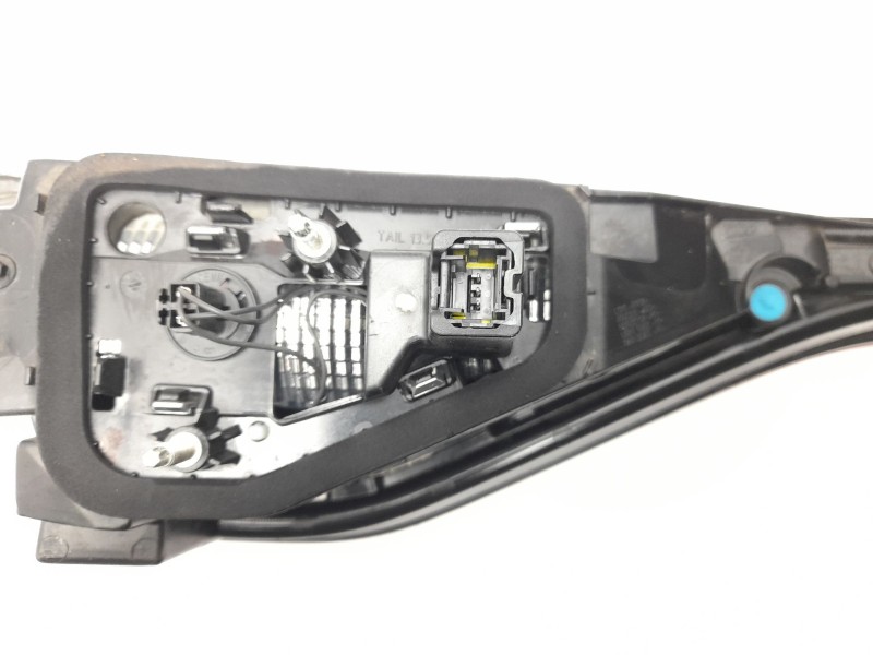 Recambio de piloto trasero derecho interior para renault megane iv hatchback (b9a/m/n_) 1.5 blue dci 115 (b9a6) referencia OEM I