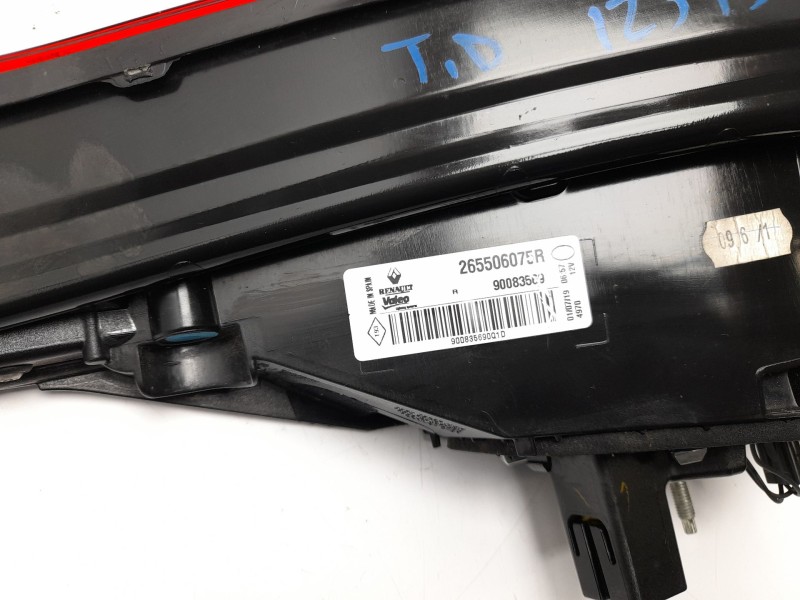 Recambio de piloto trasero derecho interior para renault megane iv hatchback (b9a/m/n_) 1.5 blue dci 115 (b9a6) referencia OEM I