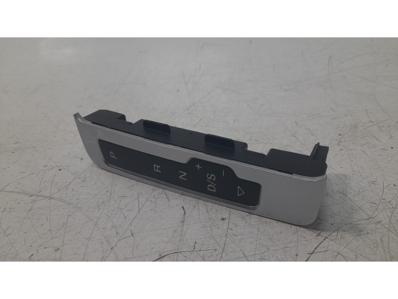 Recambio de modulo electronico para audi q5 (8rb) 2.0 tdi quattro referencia OEM IAM 8R17134633Q7  