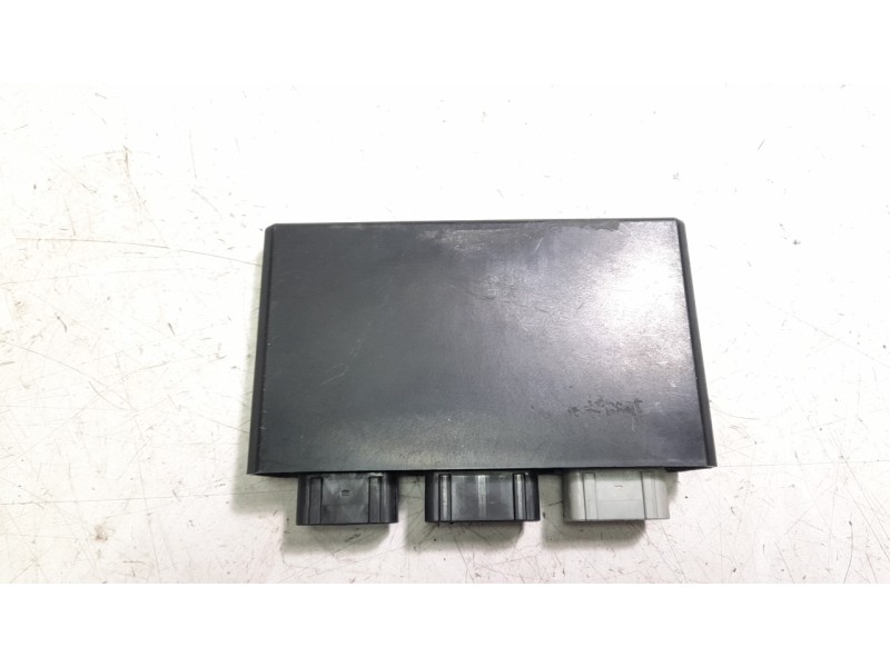 Recambio de centralita motor uce para honda cb 750 hornet referencia OEM IAM 38770MLBD01  