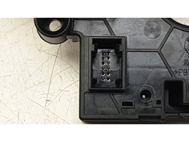 Recambio de mando multifuncion para mini clubman (f54) cooper referencia OEM IAM 9374321  