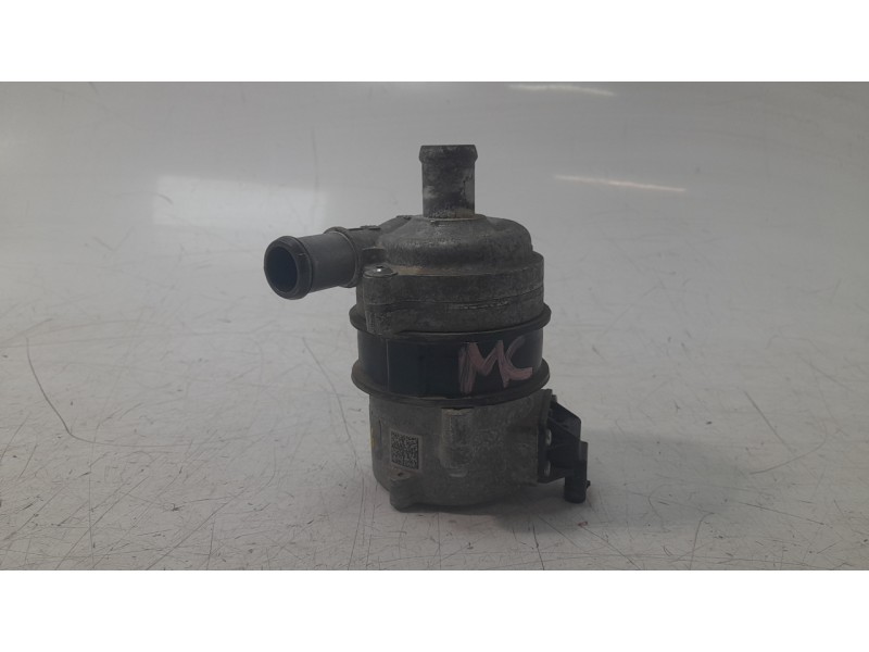 Recambio de bomba agua para audi q5 (8rb) 2.0 tdi quattro referencia OEM IAM 4H0965567A  390097/CPZAU030