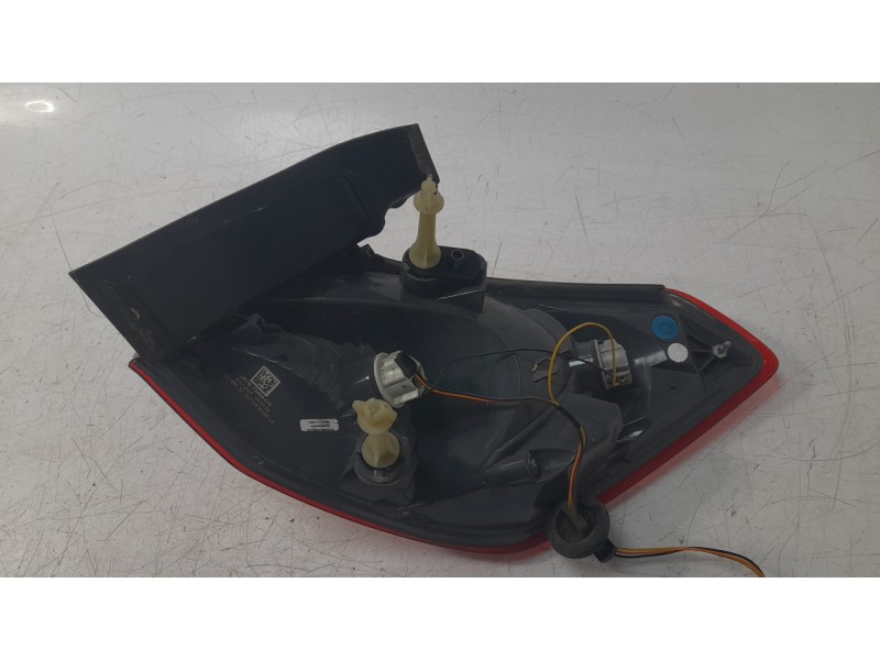 Recambio de piloto trasero izquierdo para ford focus iv (hn) 1.5 ecoblue referencia OEM IAM 2525720  FD4324064/4030524