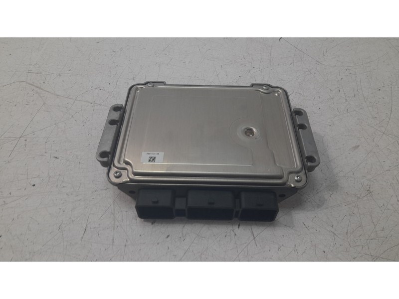 Recambio de centralita motor uce para citroën c4 i (lc_) 1.6 hdi referencia OEM IAM 9653958980  