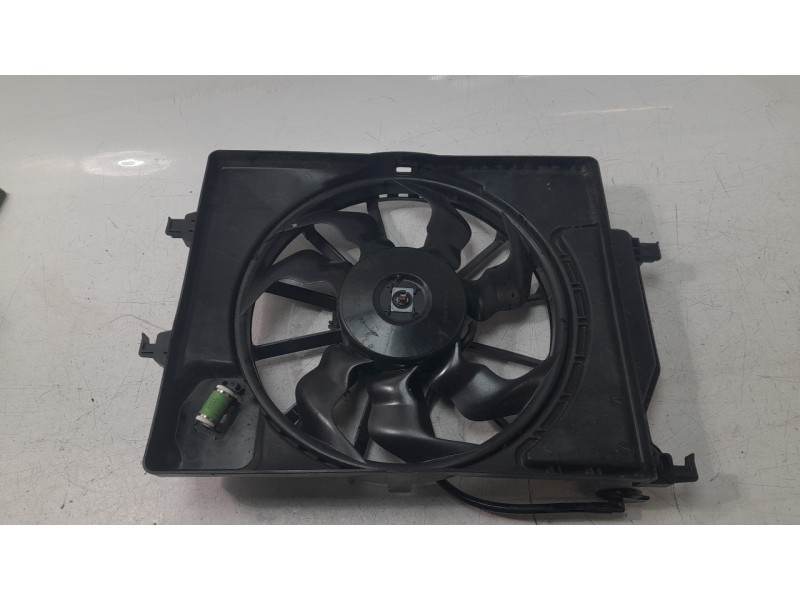 Recambio de electroventilador para hyundai bayon 1.2 mpi 79 cv maxx (2024) referencia OEM IAM 25304Q0010  