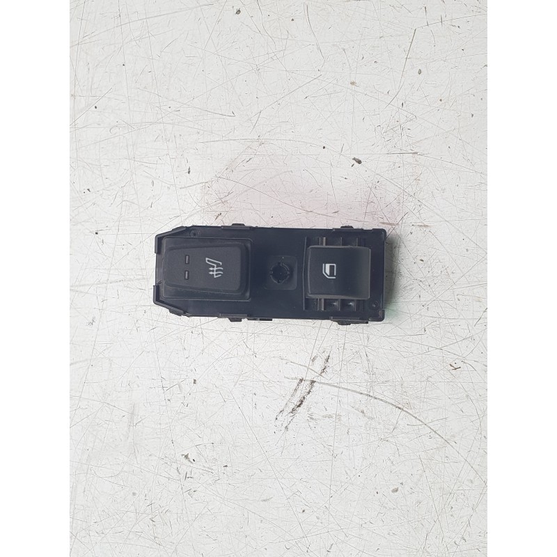 Recambio de mando elevalunas trasero derecho para kia sportage v (nq5) 1.6 t-gdi referencia OEM IAM 93581R2040  