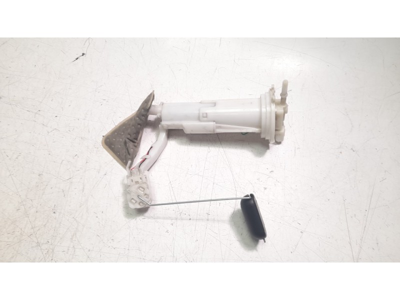 Recambio de bomba combustible para honda pcx 125 referencia OEM IAM 16700K0WTA1  