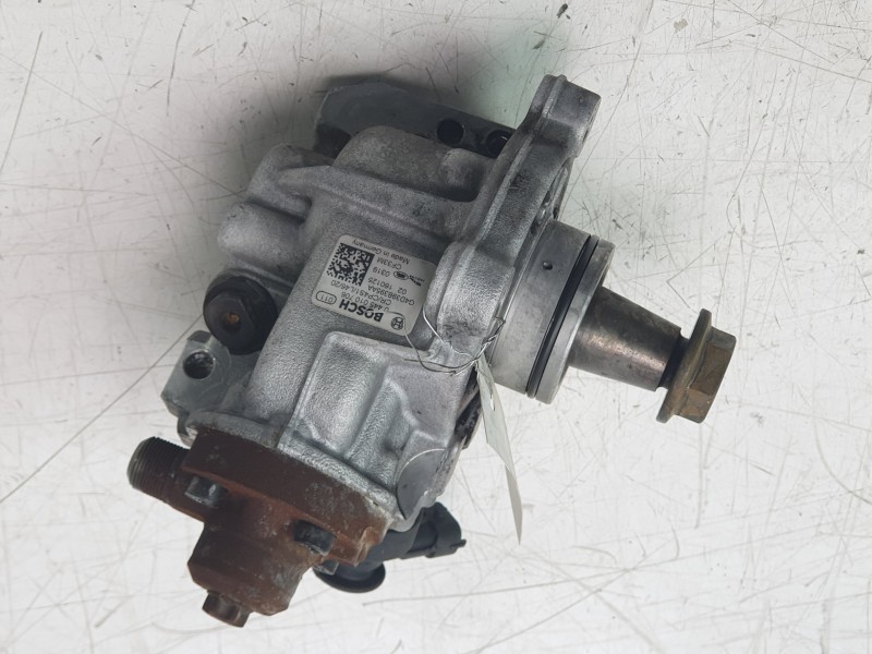 Recambio de bomba inyeccion para land rover discovery sport hse referencia OEM IAM G4D39B395AA  