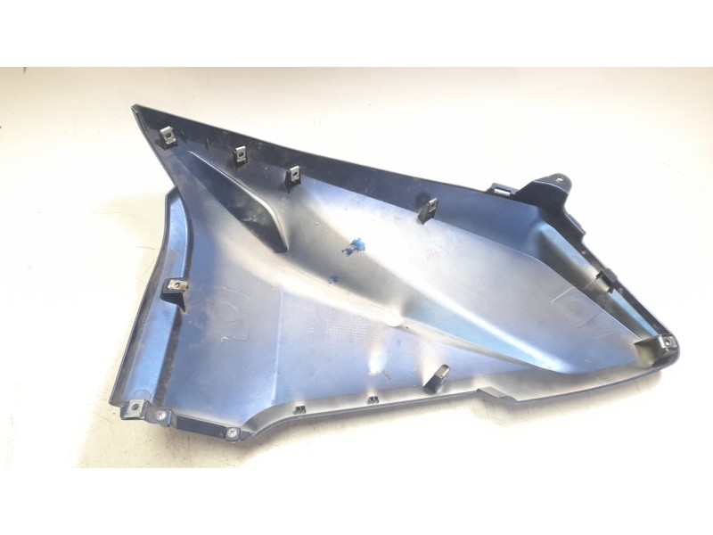 Recambio de carenado delantero derecho para mitt 330 gts 330 gts referencia OEM IAM CARENADO  