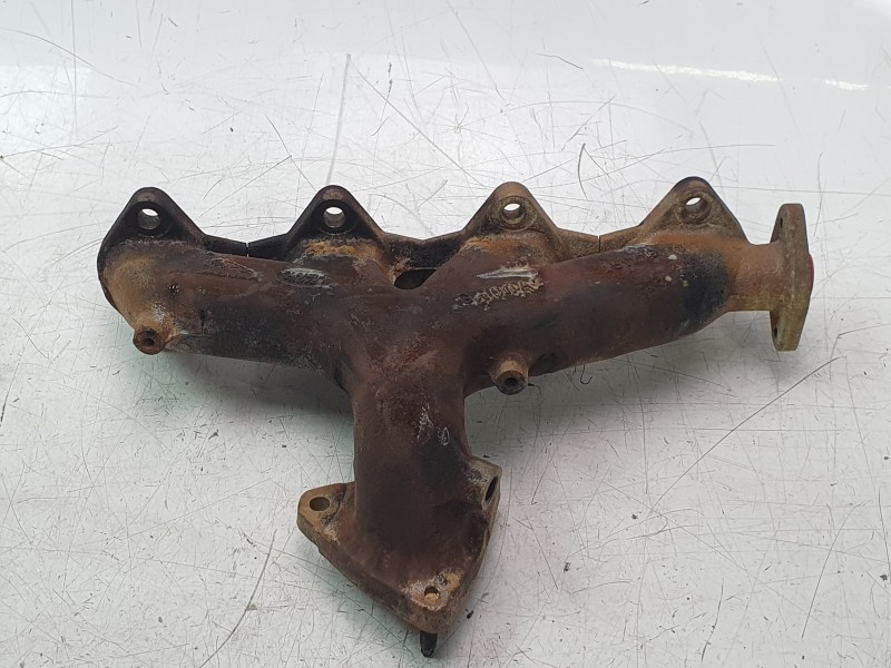 Recambio de colector escape para land rover discovery sport hse referencia OEM IAM G4D39430DC  