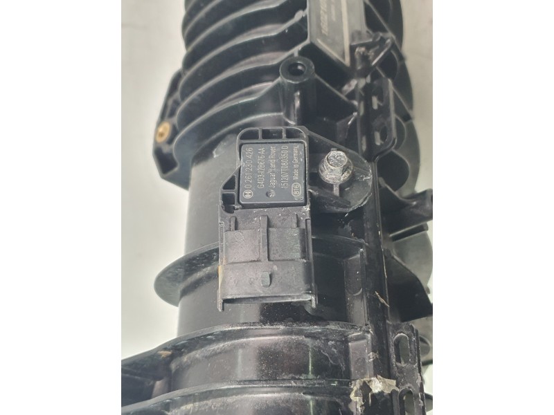 Recambio de colector admision para land rover discovery sport hse referencia OEM IAM G4D39424CB  