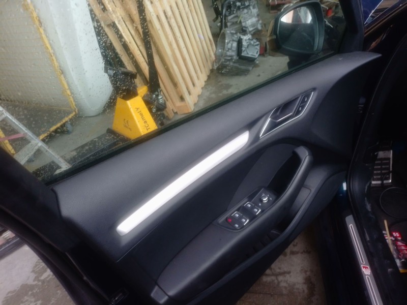 Recambio de elevalunas delantero izquierdo para audi a3 (8v1, 8vk) 1.6 tdi referencia OEM IAM   