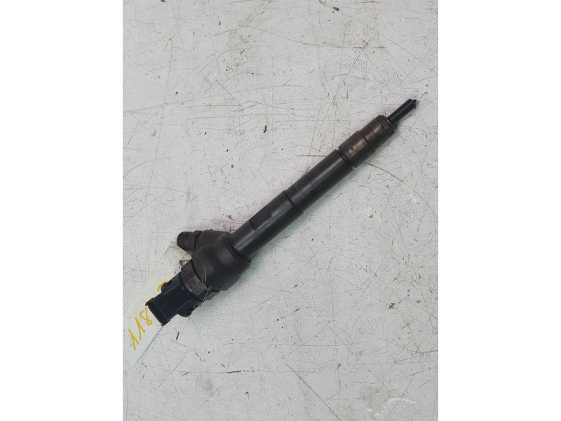 Recambio de inyector para land rover discovery sport hse referencia OEM IAM G4D39K546AA  