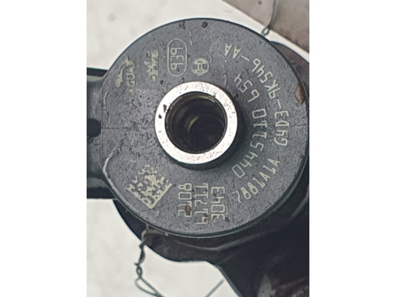 Recambio de inyector para land rover discovery sport hse referencia OEM IAM G4D39K546AA  