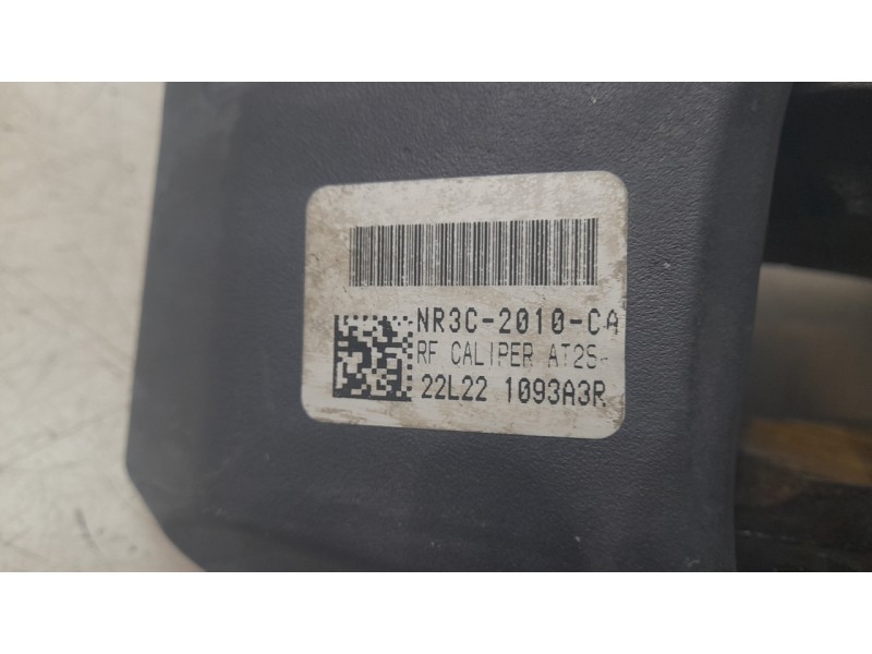 Recambio de pinza de freno delantera derecha para ford mustang mach 1 referencia OEM IAM 2637086  