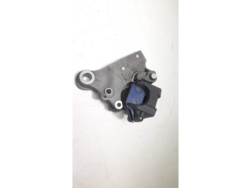 Recambio de pinza de freno trasera derecha para honda cb 750 hornet referencia OEM IAM 43150MJWJ11  