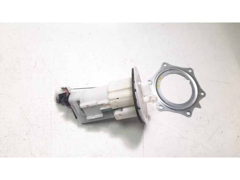 Recambio de bomba combustible para honda cb 750 hornet referencia OEM IAM UCT35HU75 16700MLBD01 