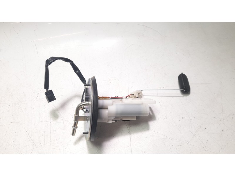 Recambio de bomba combustible para honda cb (501cc - ) cb 650 r (rh08, rh02) referencia OEM IAM UCT35HU67 16700MKND52 