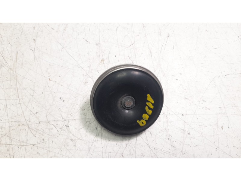 Recambio de claxon para honda pcx 125 referencia OEM IAM 38120K1ZJ11  