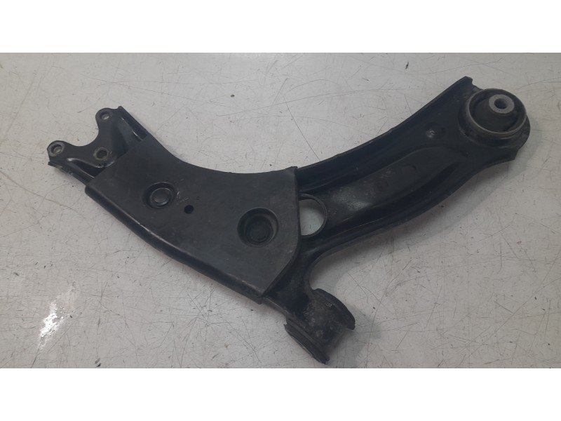 Recambio de brazo suspension inferior delantero izquierdo para volkswagen golf viii (cd1, da1) 2.0 tdi referencia OEM IAM 5WA407