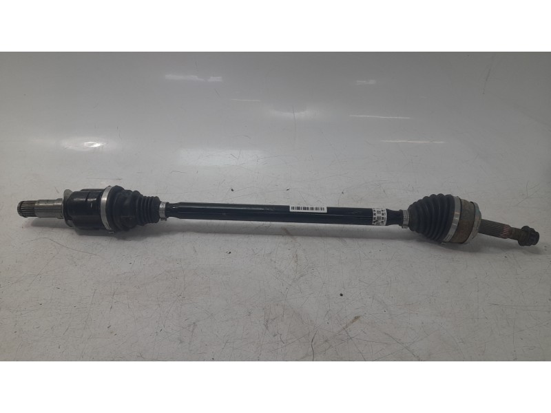 Recambio de transmision delantera derecha para toyota yaris cross hybrid 2wd active tech referencia OEM IAM 434100D820  