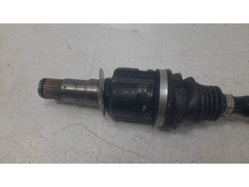 Recambio de transmision delantera derecha para toyota yaris cross hybrid 2wd active tech referencia OEM IAM 434100D820  