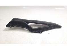 Recambio de moldura para honda cb 750 hornet referencia OEM IAM 40510MGSD301  