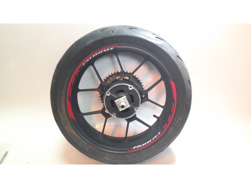 Recambio de llanta para honda cb 750 hornet referencia OEM IAM 42650MLBD00  