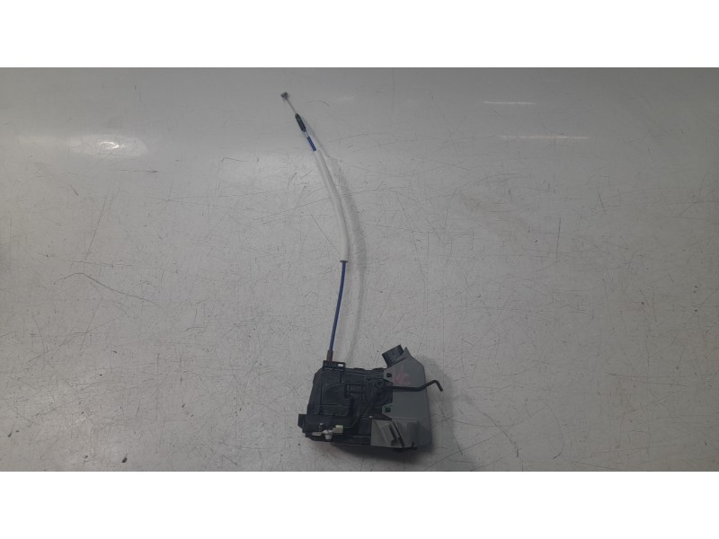 Recambio de cerradura puerta trasera izquierda para kia sportage (nq5) drive referencia OEM IAM 81410P1000  