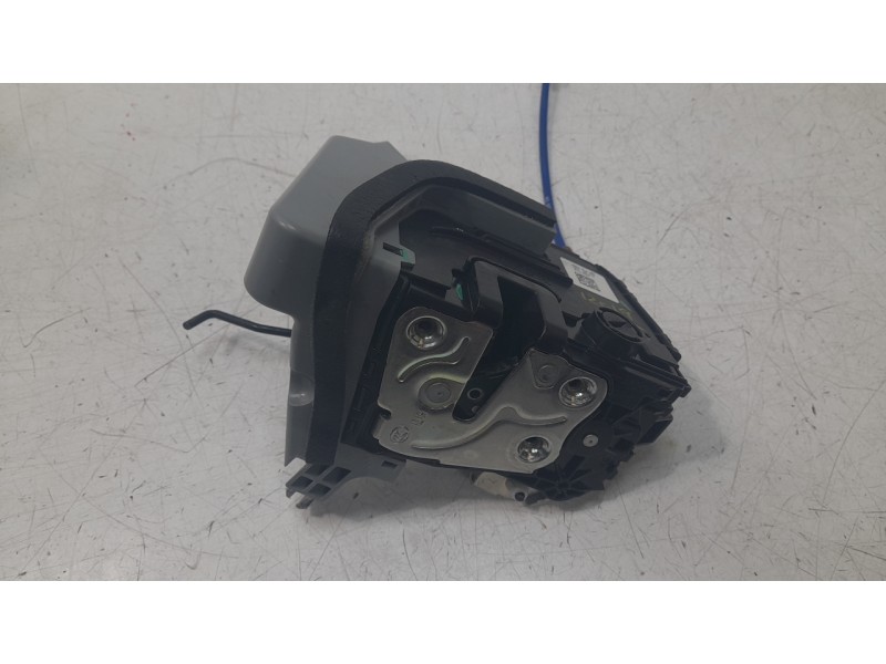 Recambio de cerradura puerta trasera izquierda para kia sportage (nq5) drive referencia OEM IAM 81410P1000  