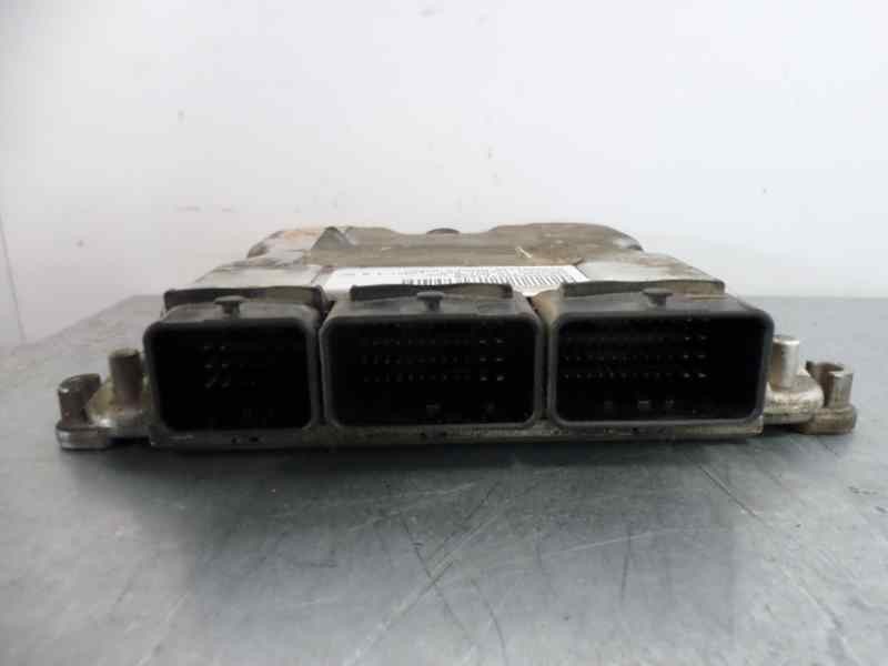 Recambio de centralita motor uce para renault scenic rx4 (ja0) 1.9 dci referencia OEM IAM 8200091416 0281010980 8200197968