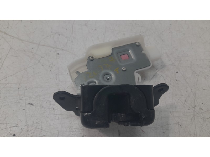 Recambio de cerradura maletero / porton para toyota c-hr (_x1_) 2.0 hybrid (maxh10) referencia OEM IAM 6935042090  