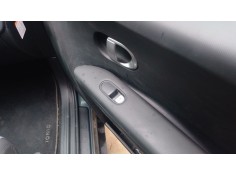 MANDO ELEVALUNAS DELANTERO DERECHO 93581GI200LS5 