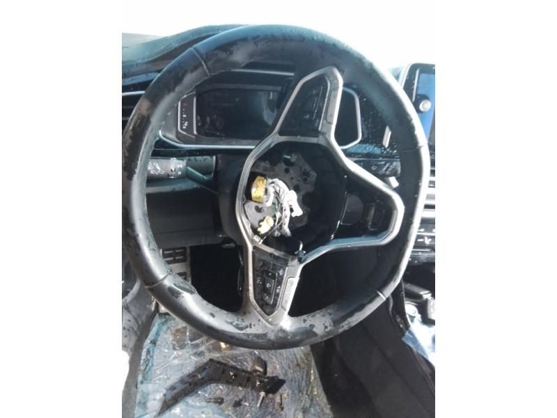 volkswagen t-roc (a11, d11) del año 2024