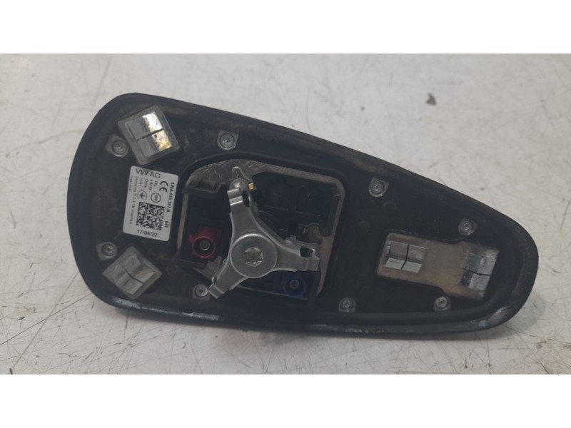 Recambio de antena para cupra formentor 1.5 tsi referencia OEM IAM 5WA035507A  