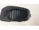 REJILLA PARAGOLPES DERECHA 735585014 