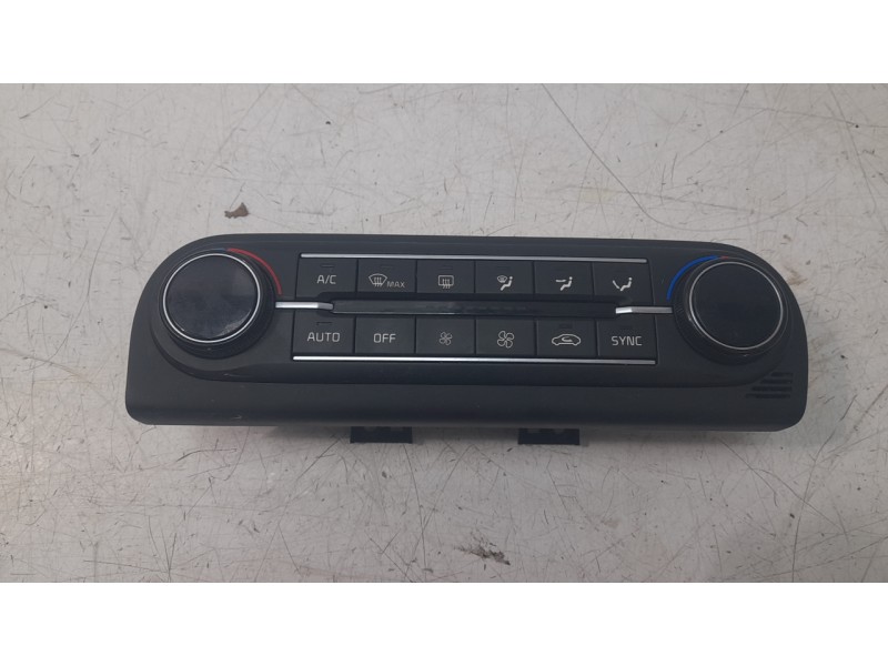 Recambio de mando climatizador para kia xceed business referencia OEM IAM 97250J7202  
