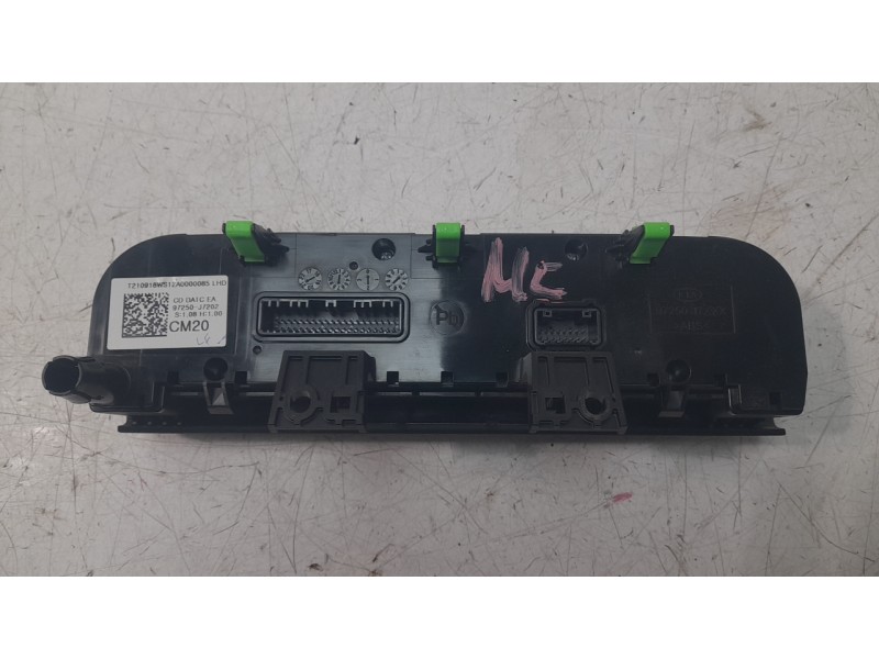 Recambio de mando climatizador para kia xceed business referencia OEM IAM 97250J7202  