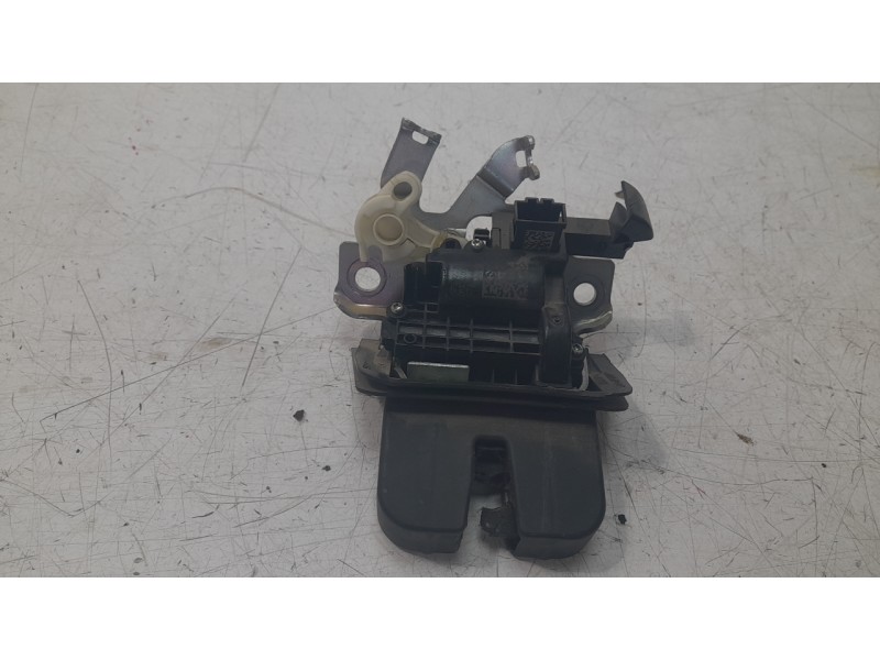 Recambio de cerradura maletero / porton para cupra formentor 1.5 tsi referencia OEM IAM 5F0827505  