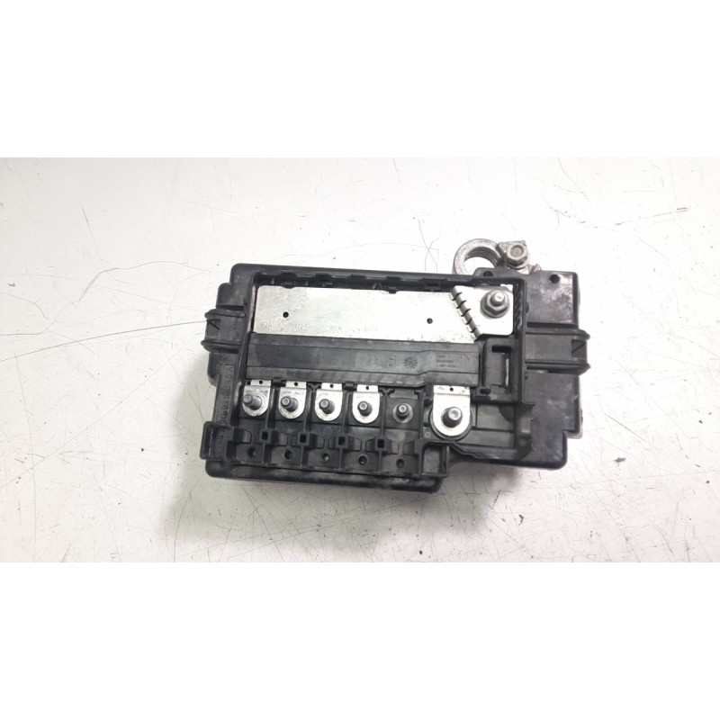 Recambio de caja reles / fusibles para volkswagen polo vi (aw1, bz1, ae1) 1.0 tsi referencia OEM IAM 2Q0937548D  