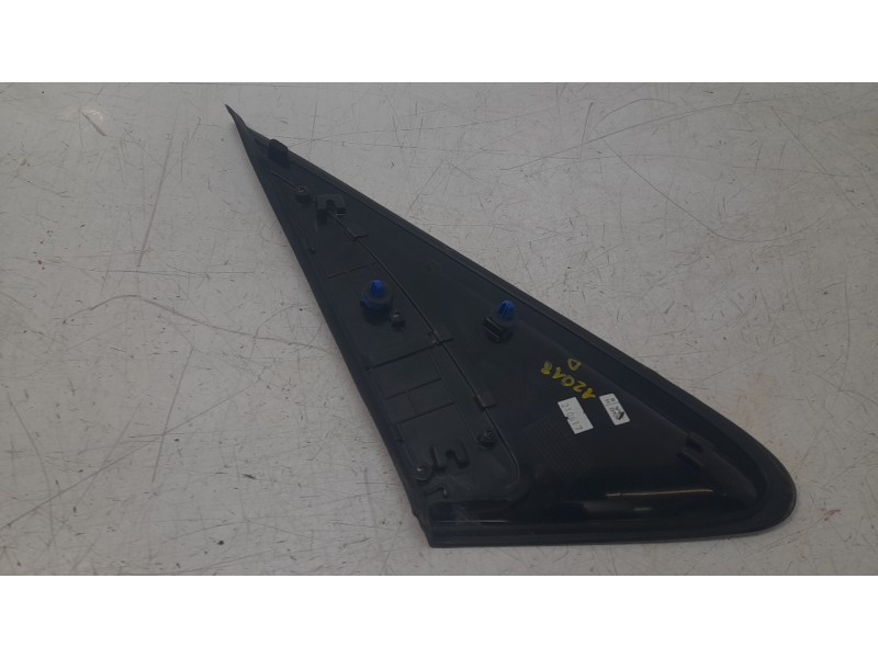 Recambio de moldura para kia xceed business referencia OEM IAM 87820J7800  