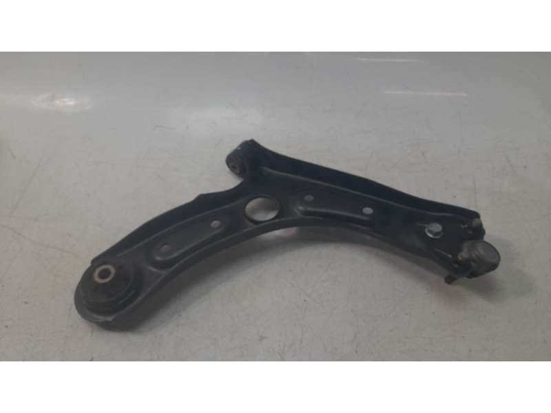 Recambio de brazo suspension inferior delantero izquierdo para kia xceed business referencia OEM IAM 54500G4AA0  