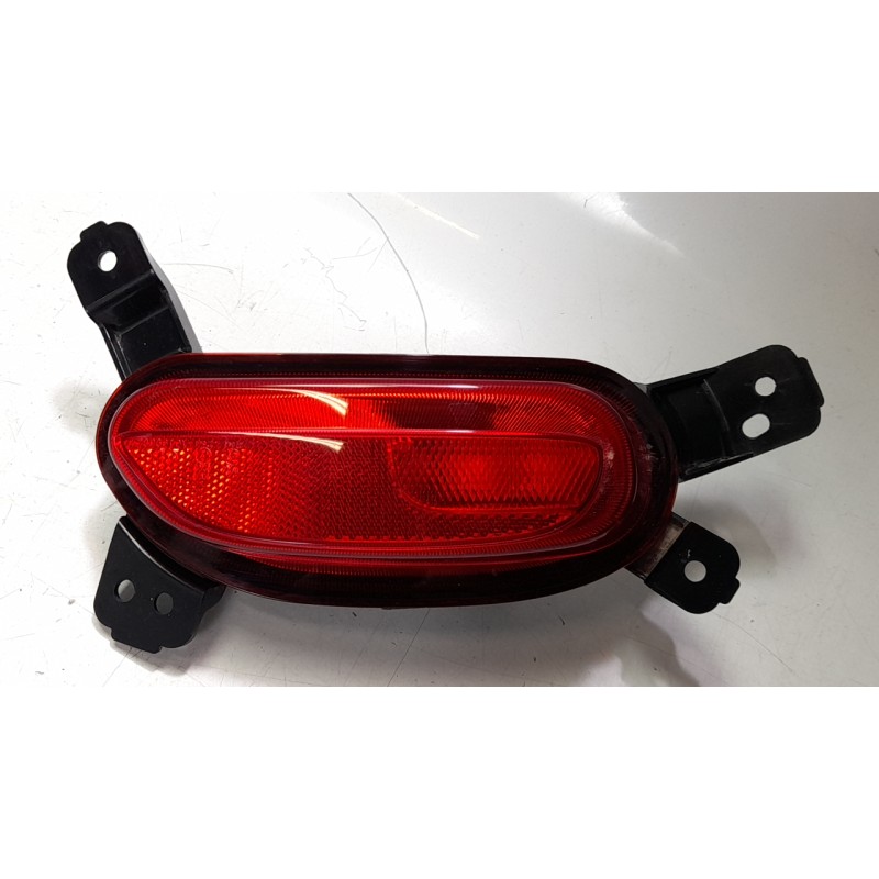 Recambio de piloto trasero izquierdo paragolpes para mg zs suv (azs1) 1.5 vti referencia OEM IAM 10571685  MG6044354/1910505